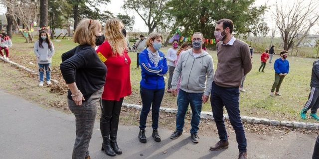 Damian-Selci-participo-de-las-actividades-organizadas-por-el-municipio-de-Hurlingham-para-celebrar-el-dia-de-la-ninez