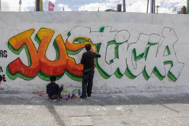 Pintan muro en recuerdo a Felipe Cabral